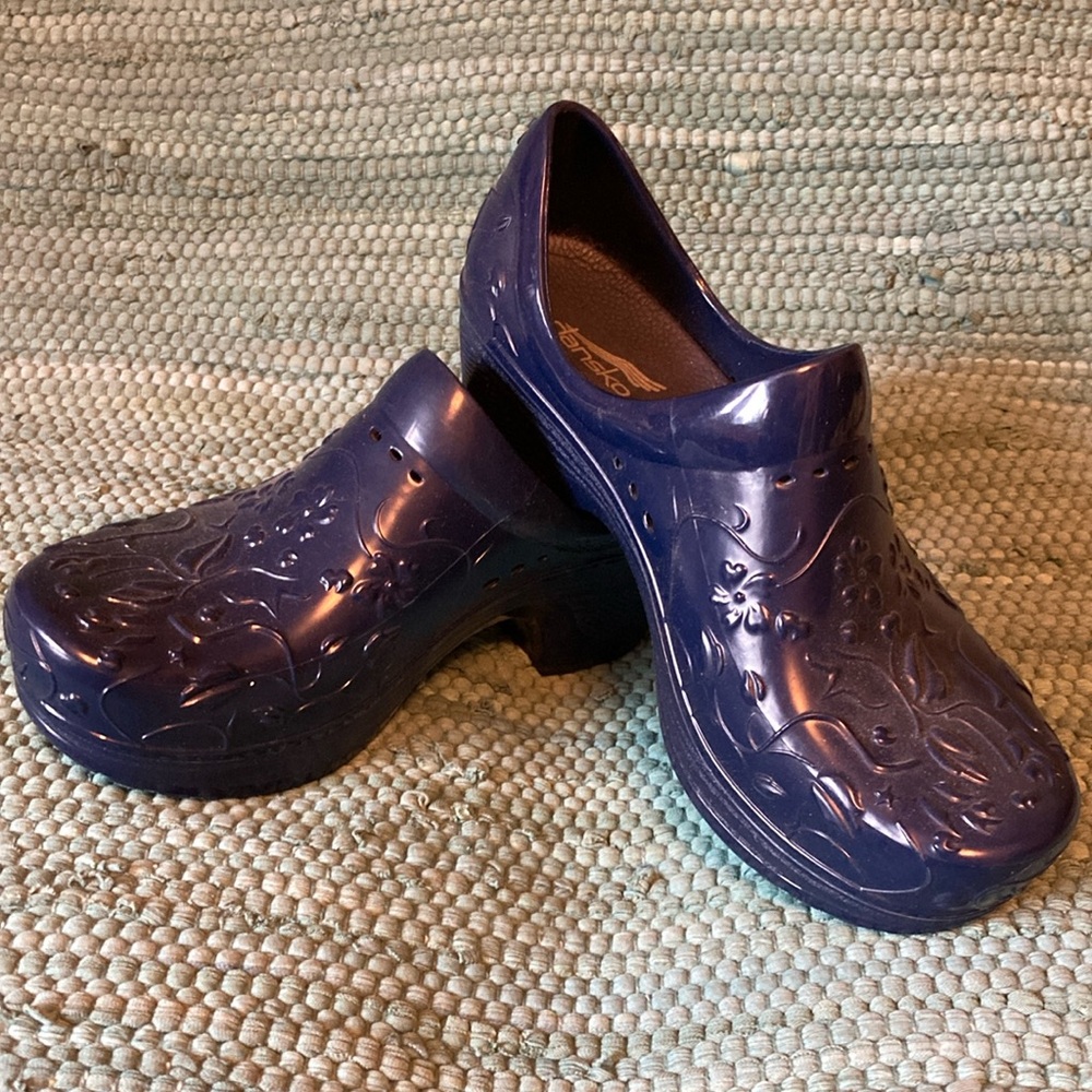 Like New—-Dansko Navy Floral-Embossed Slip-On Clogs for Women